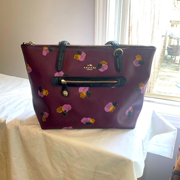 Coach Handbags - Taylor tote Plum floral 37226